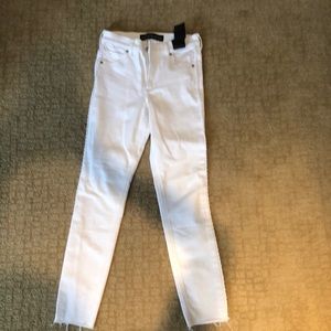 NWT express white Jeans